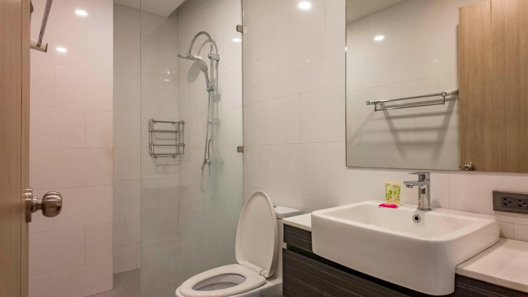 Deluxe Floor 1br Patong